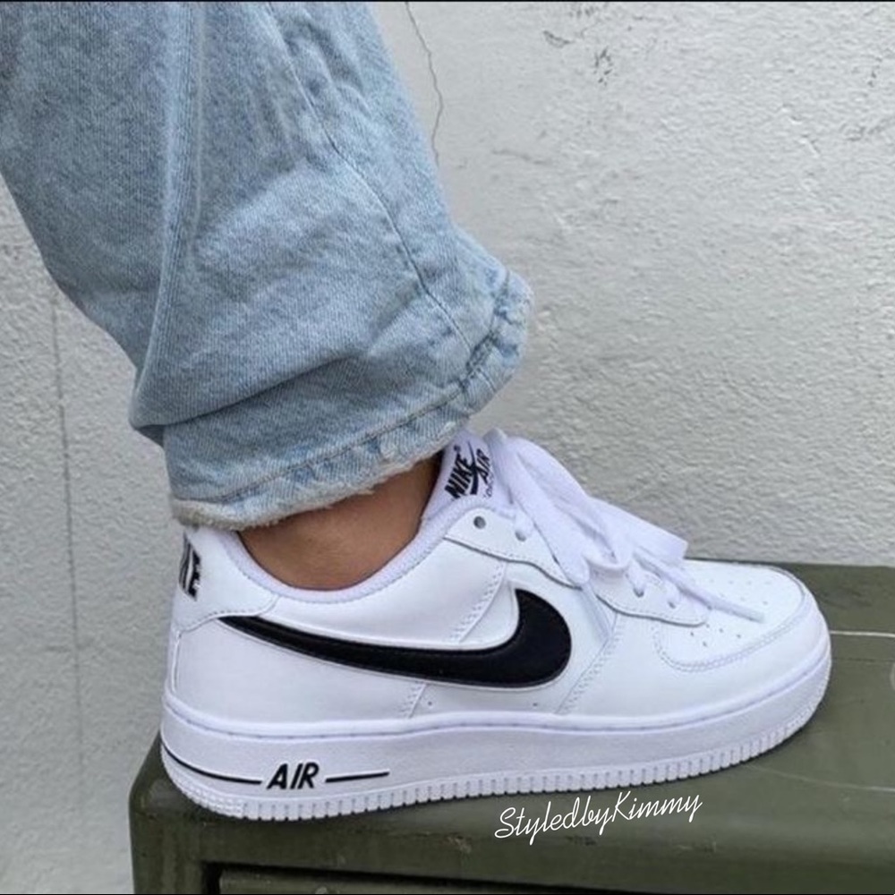 πΈ NIKE AIR FORCE 1 Sneakers Shoes AF1 White Black - Picture 7 of 12